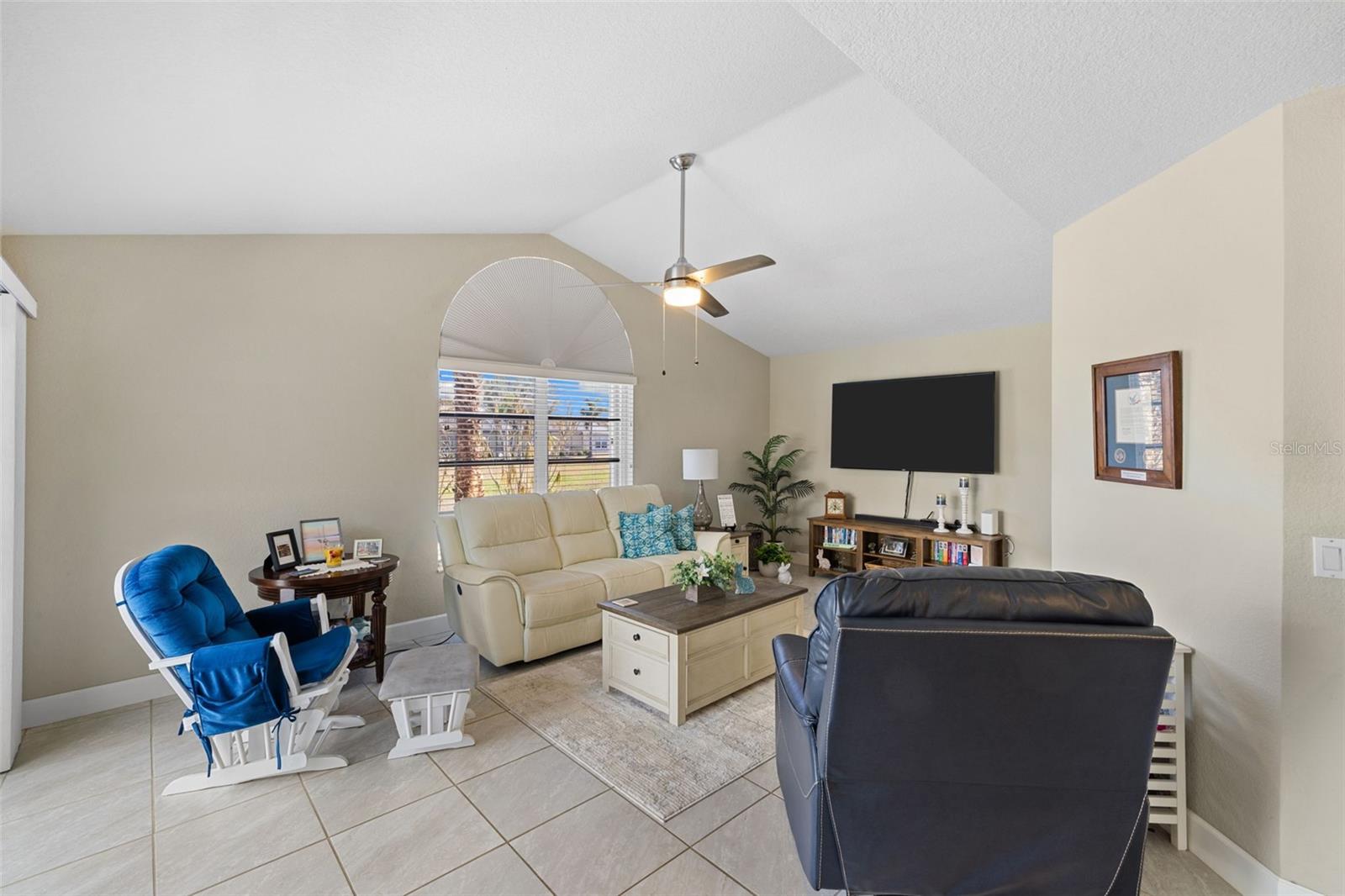 26549 Valparaiso Dr Property Photo 13