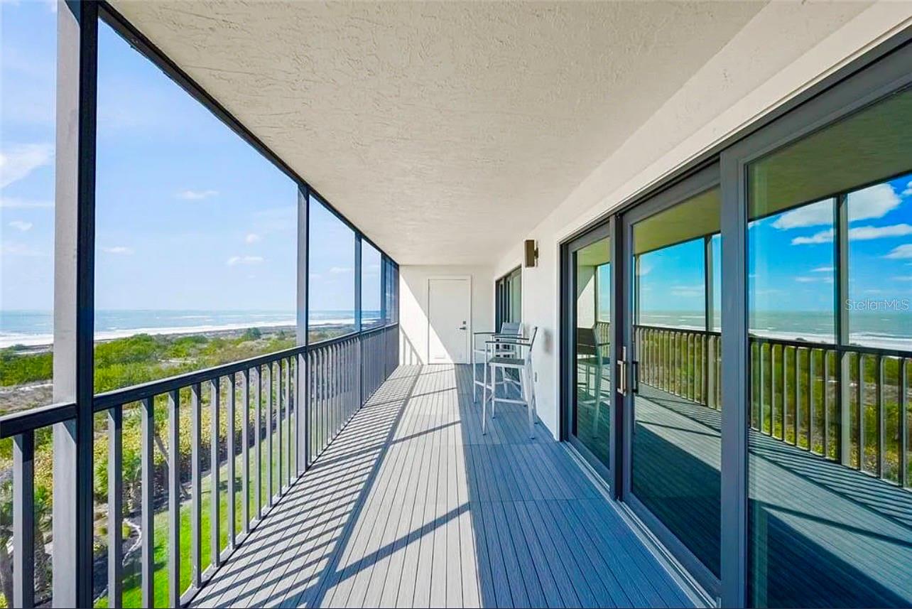 420 Beach Rd #606 Property Photo 4