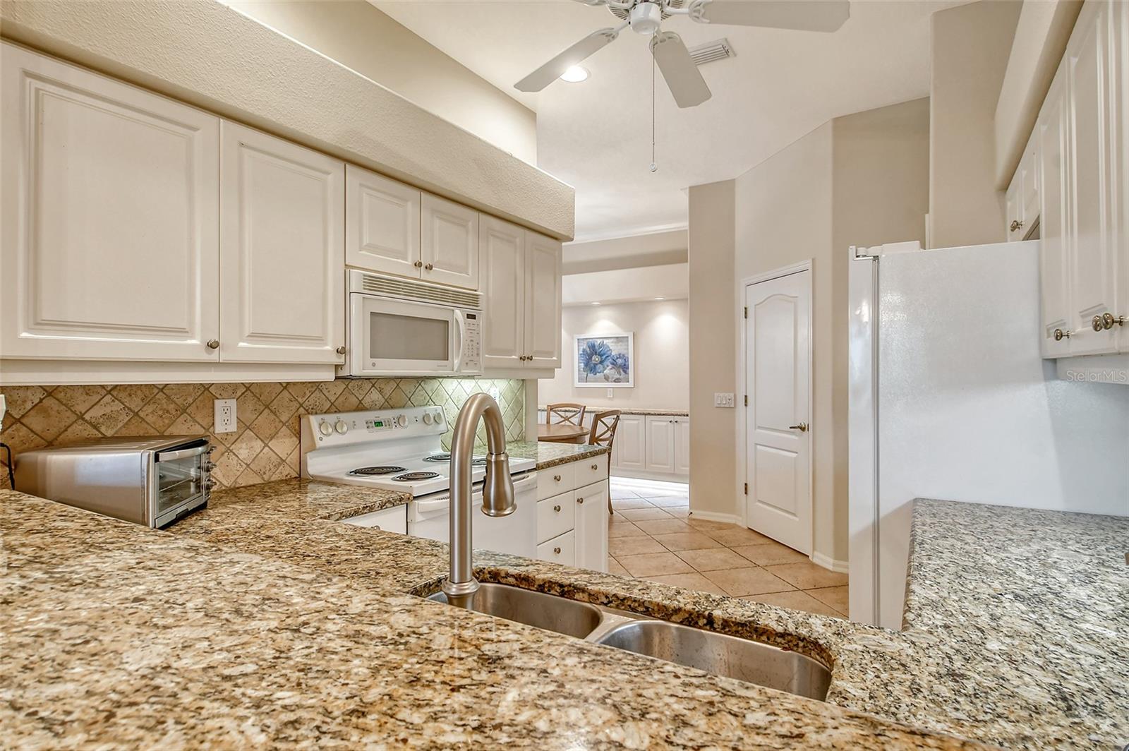 9411 Forest Hills Cir Property Photo 15
