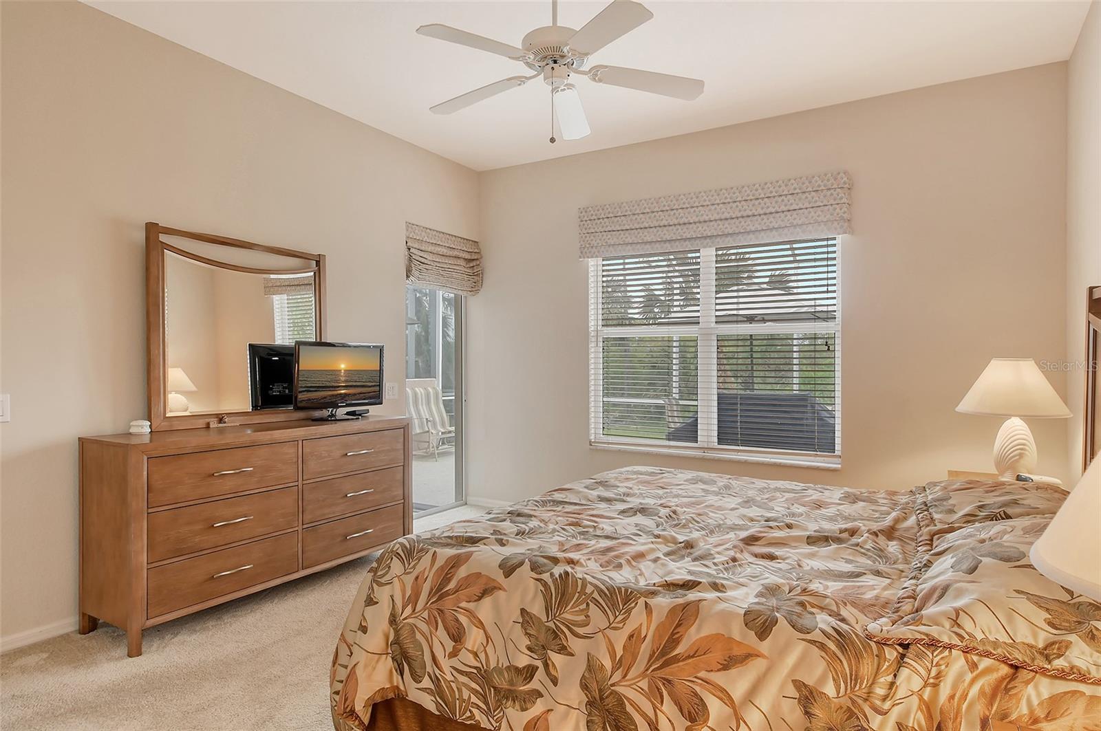 9411 Forest Hills Cir Property Photo 19