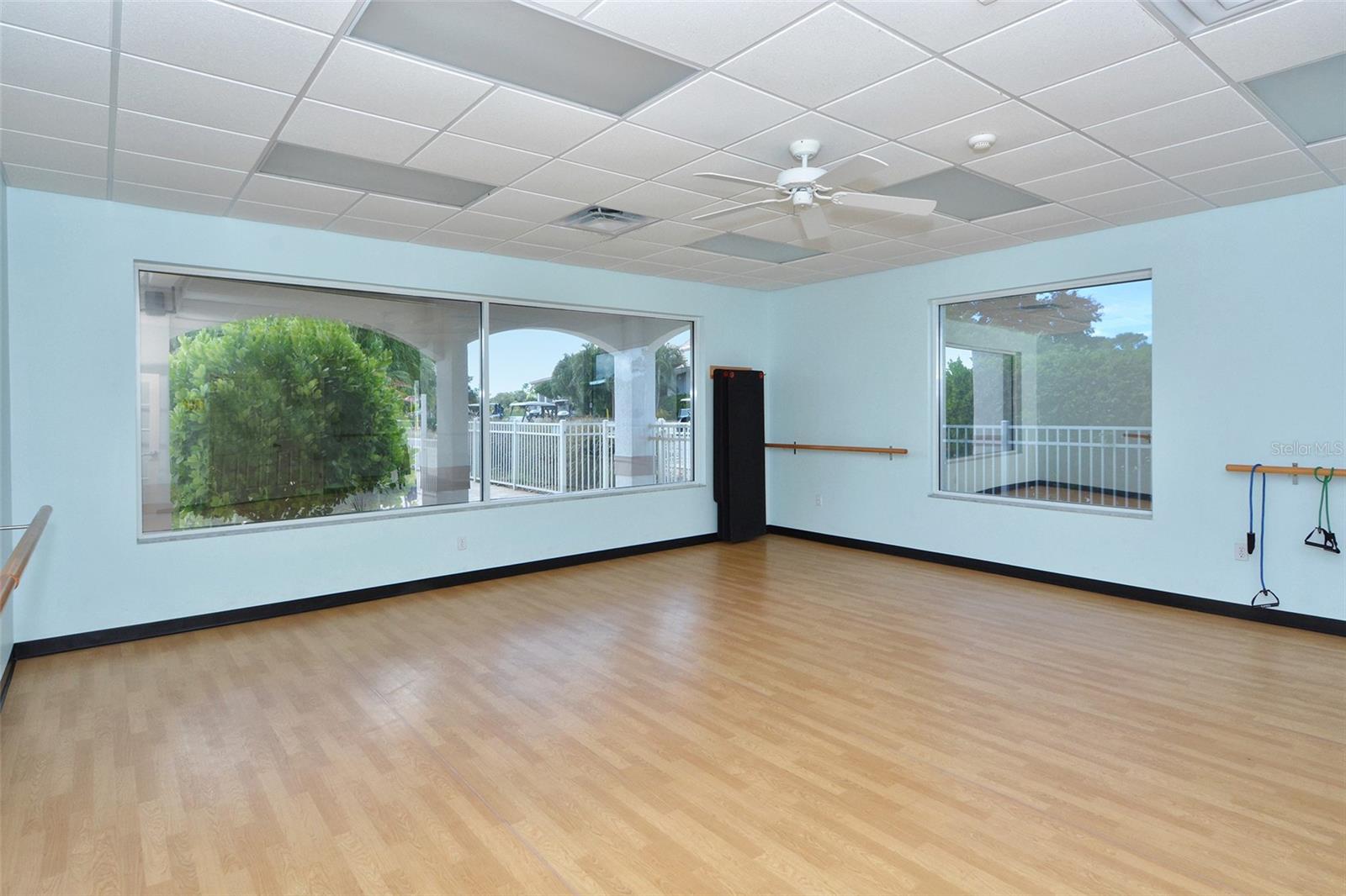 9411 Forest Hills Cir Property Photo 47