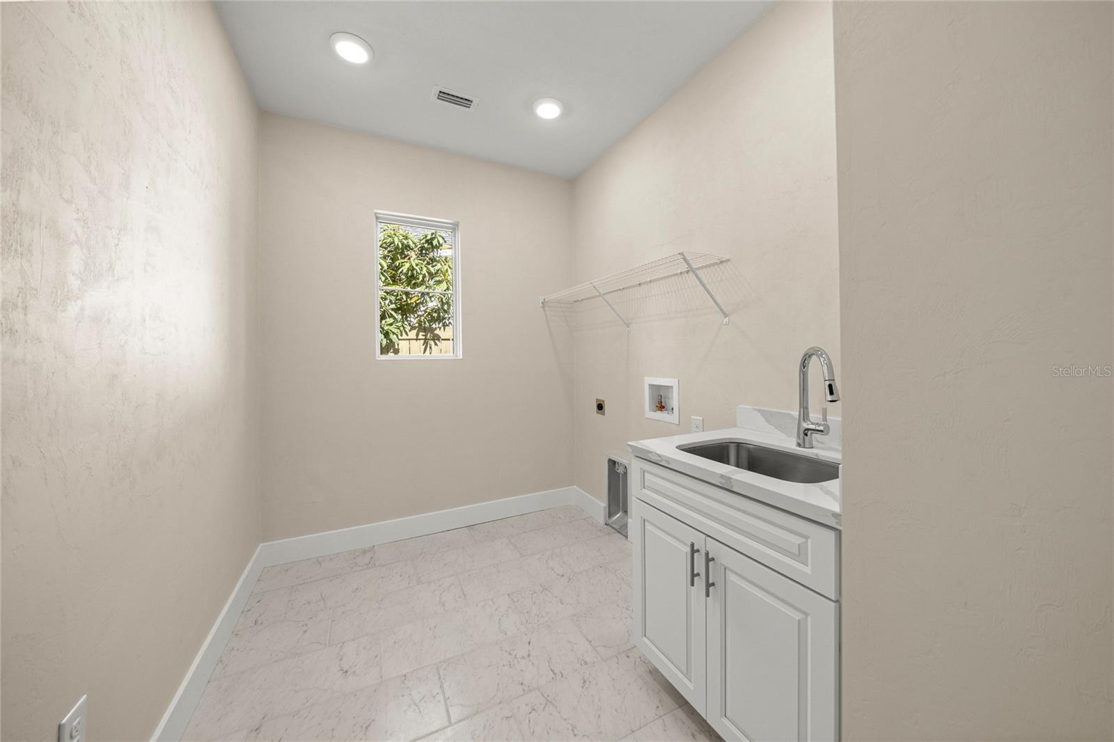 1044 Sw 120th Dr Property Photo 33