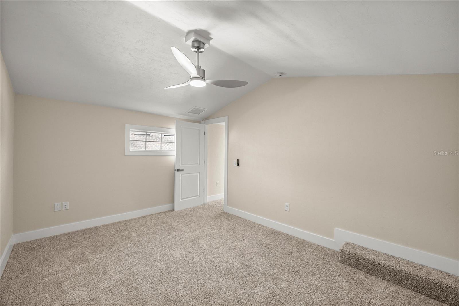 1044 Sw 120th Dr Property Photo 37