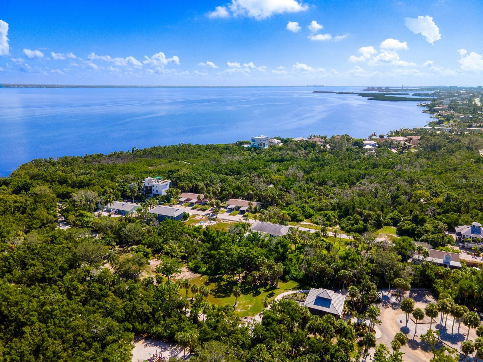 681 Gulf Bay Rd Property Photo 5