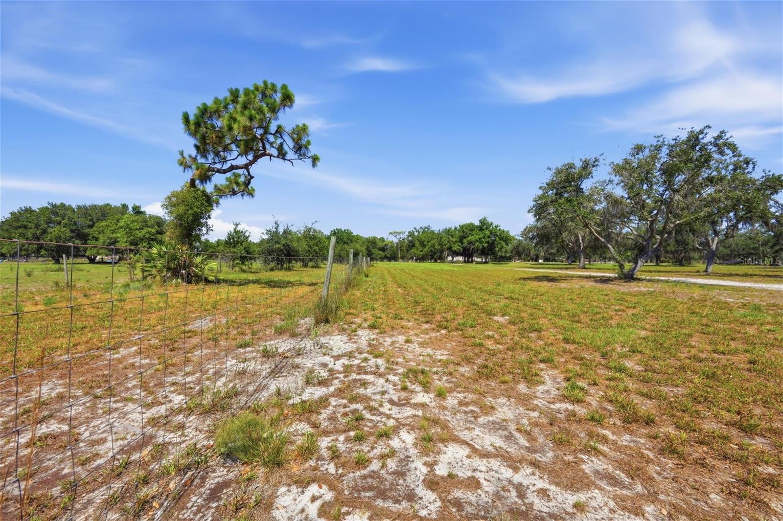 6096 Nw Cul De Sac Rd Property Photo 10