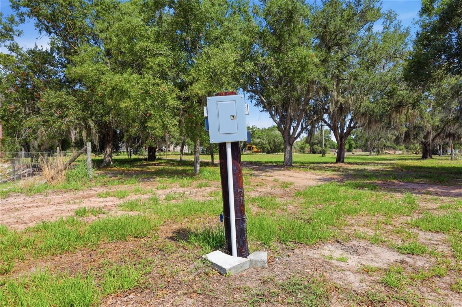 6096 Nw Cul De Sac Rd Property Photo 13