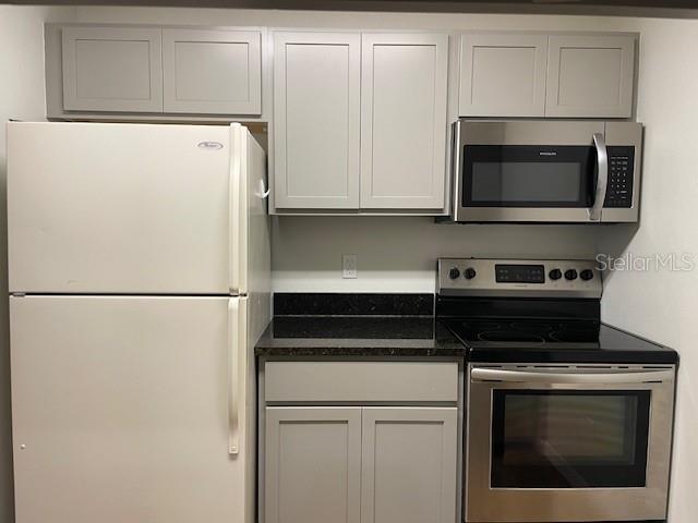 4028 Crockers Lake Blvd #11 Property Photo 6