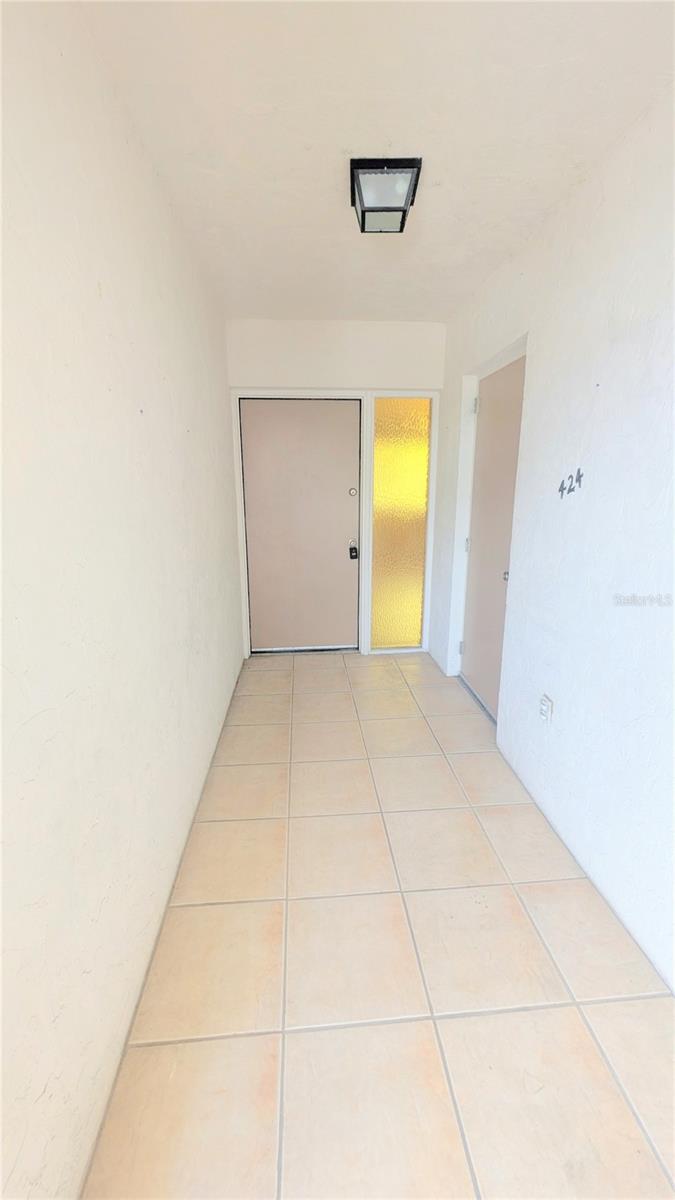 360 Base Ave E #424 Property Photo 3