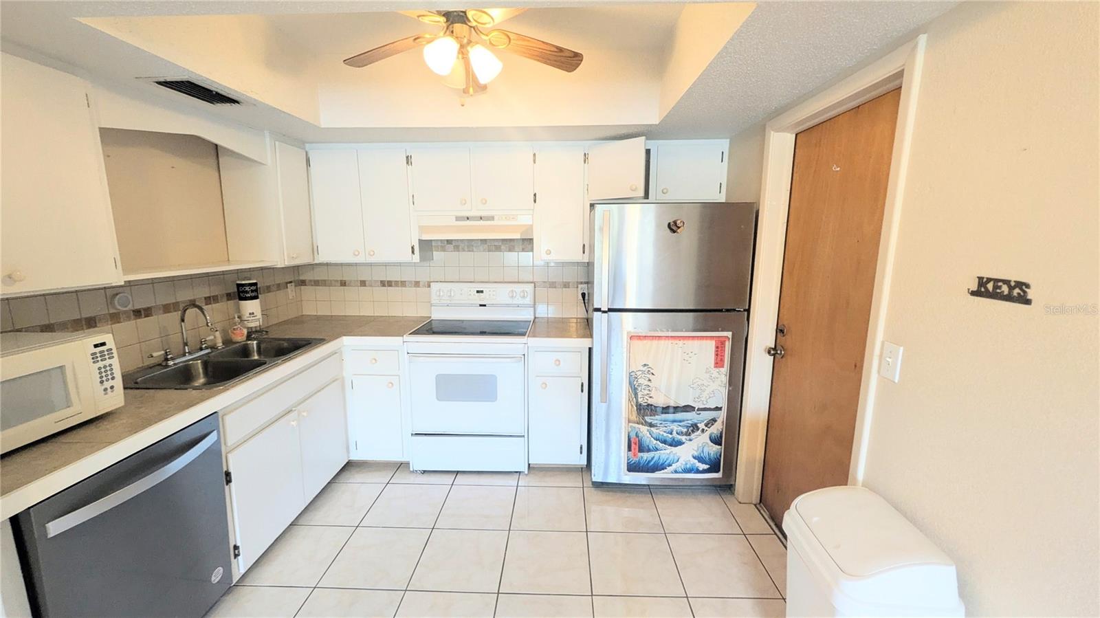 360 Base Ave E #424 Property Photo 7