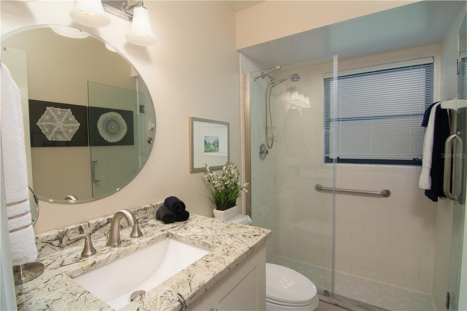 5635 Golf Pointe Dr #101 Property Photo 19