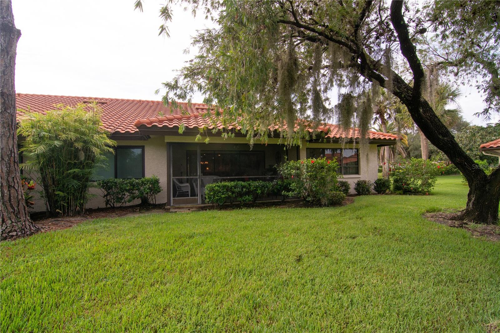 5635 Golf Pointe Dr #101 Property Photo 21