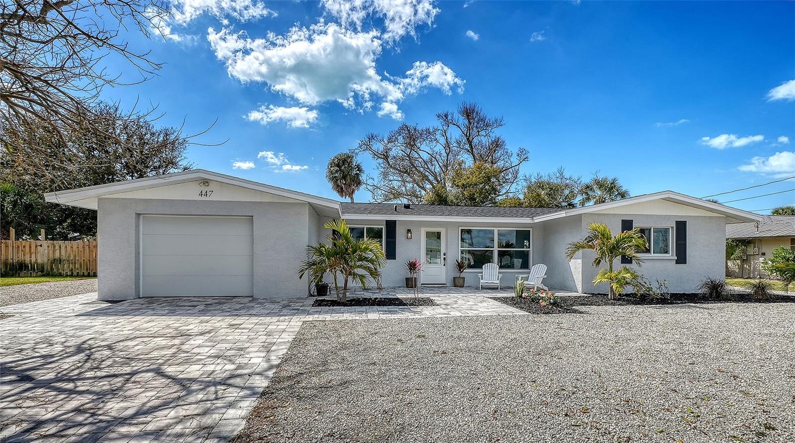 447 N Shore Dr Property Photo 1