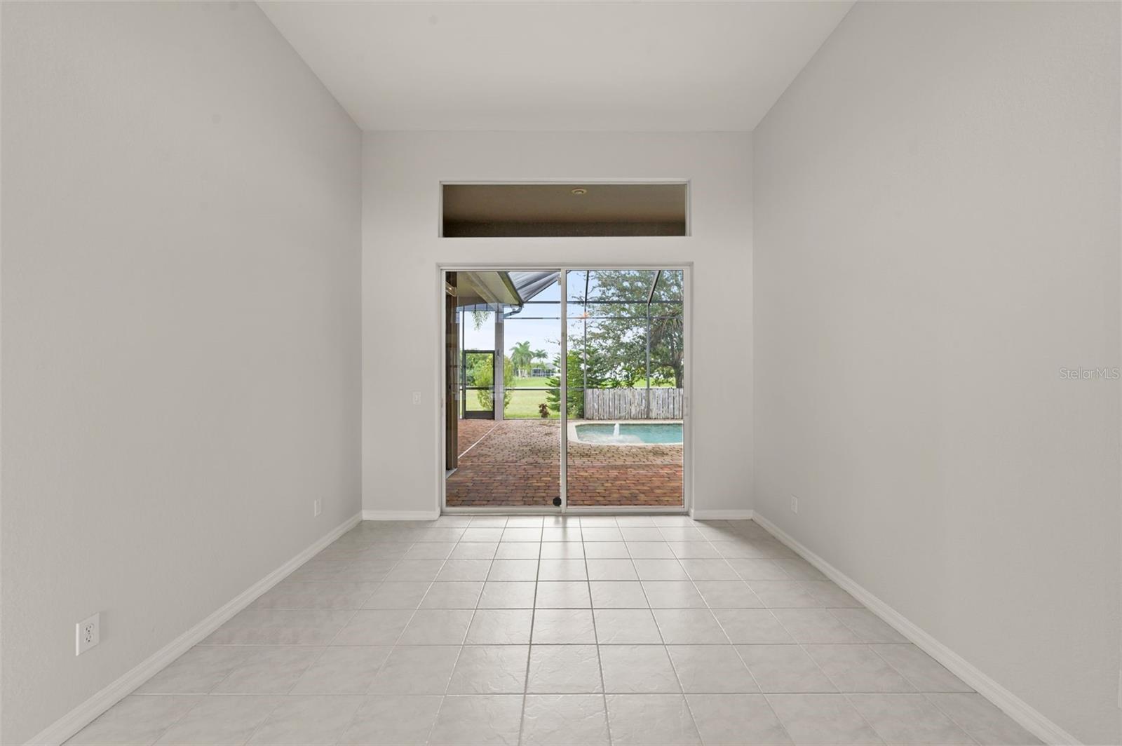 2727 Nw 45th Pl Property Photo 15