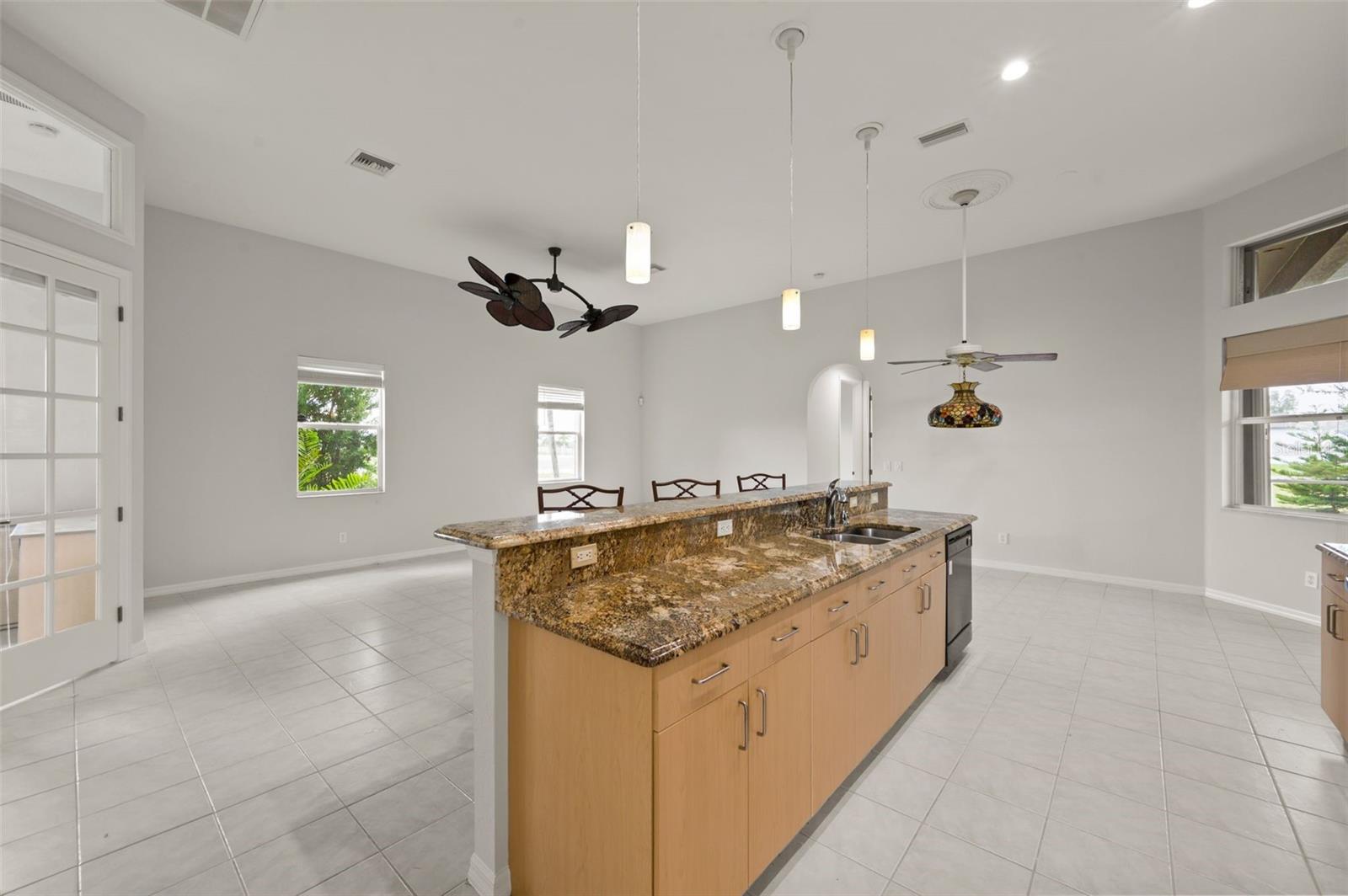 2727 Nw 45th Pl Property Photo 16