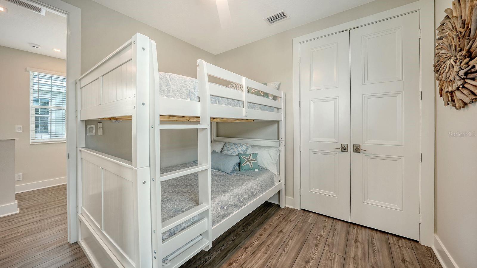 12413 Gulf Breeze Ter Property Photo 29
