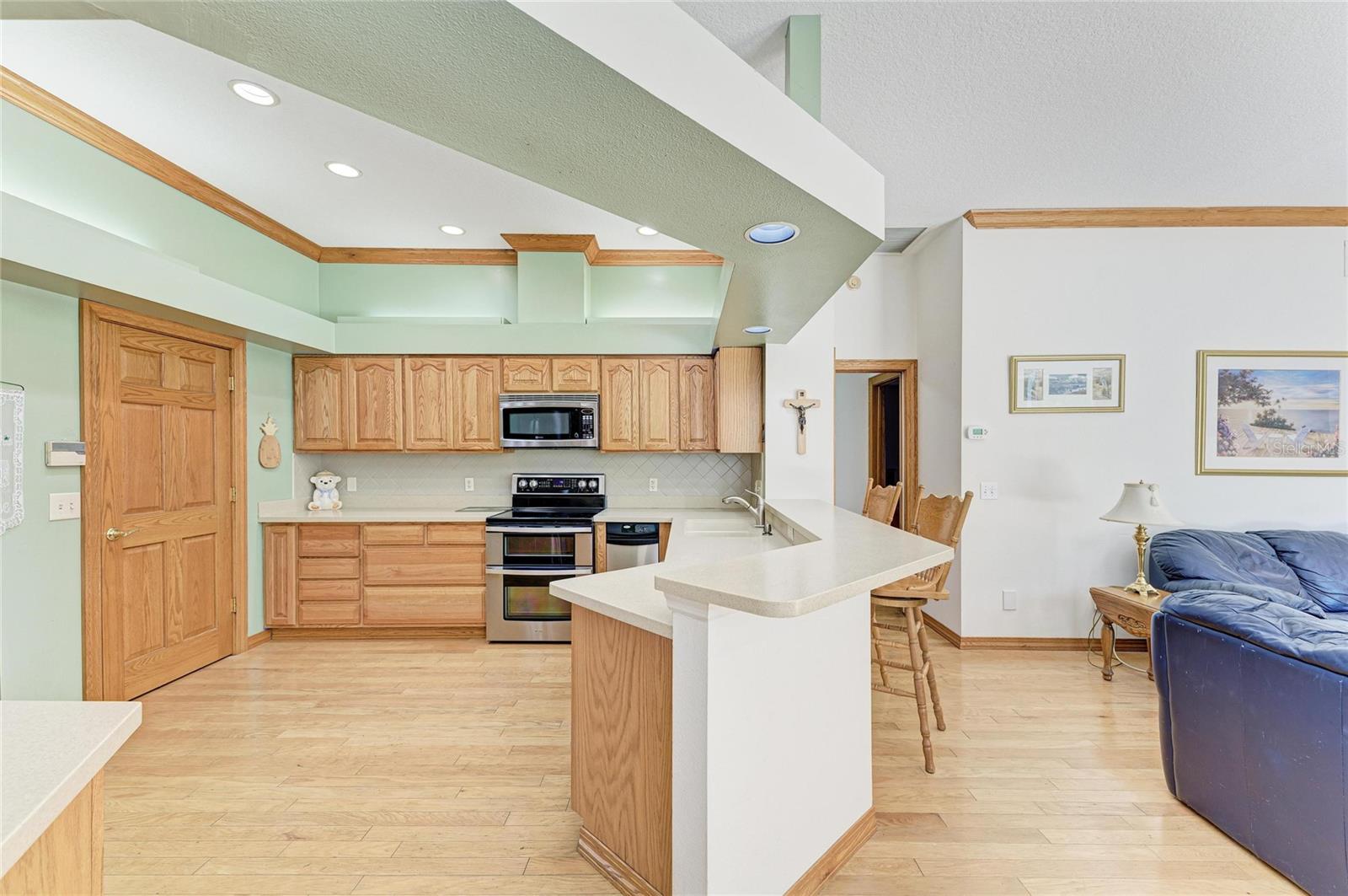 7604 52nd Ter E Property Photo 3