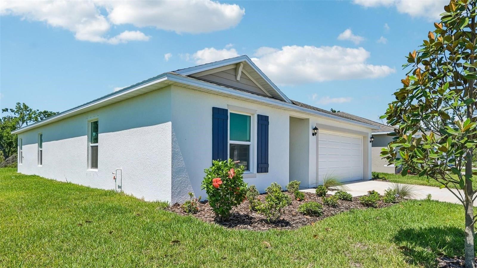 12412 Hopscotch Ave E Property Photo 10