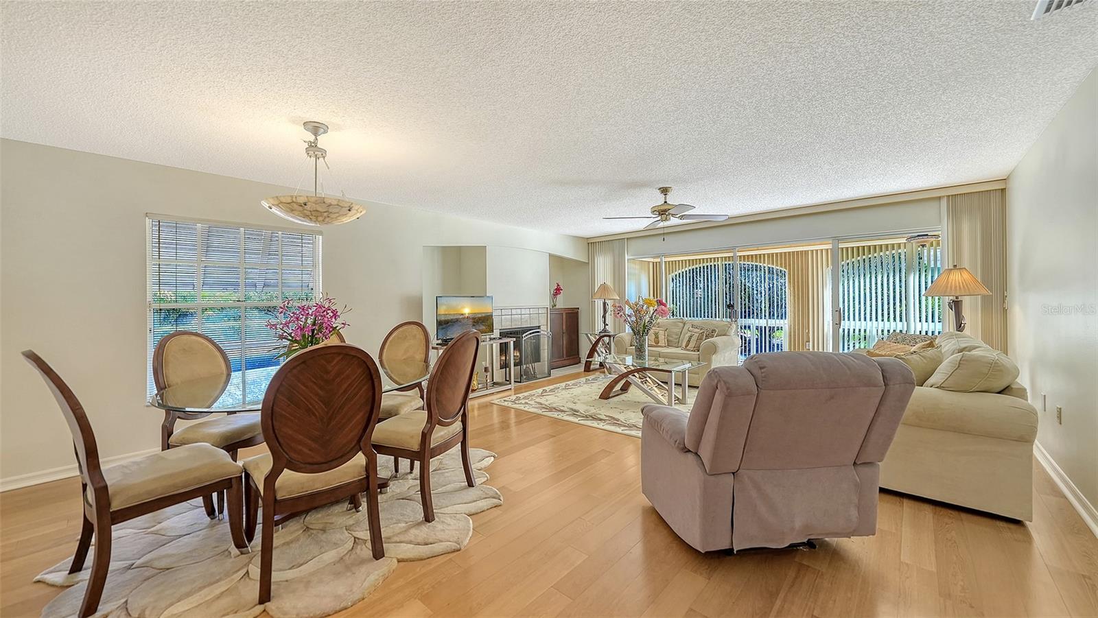 5521 Chanteclaire #21 Property Photo 6