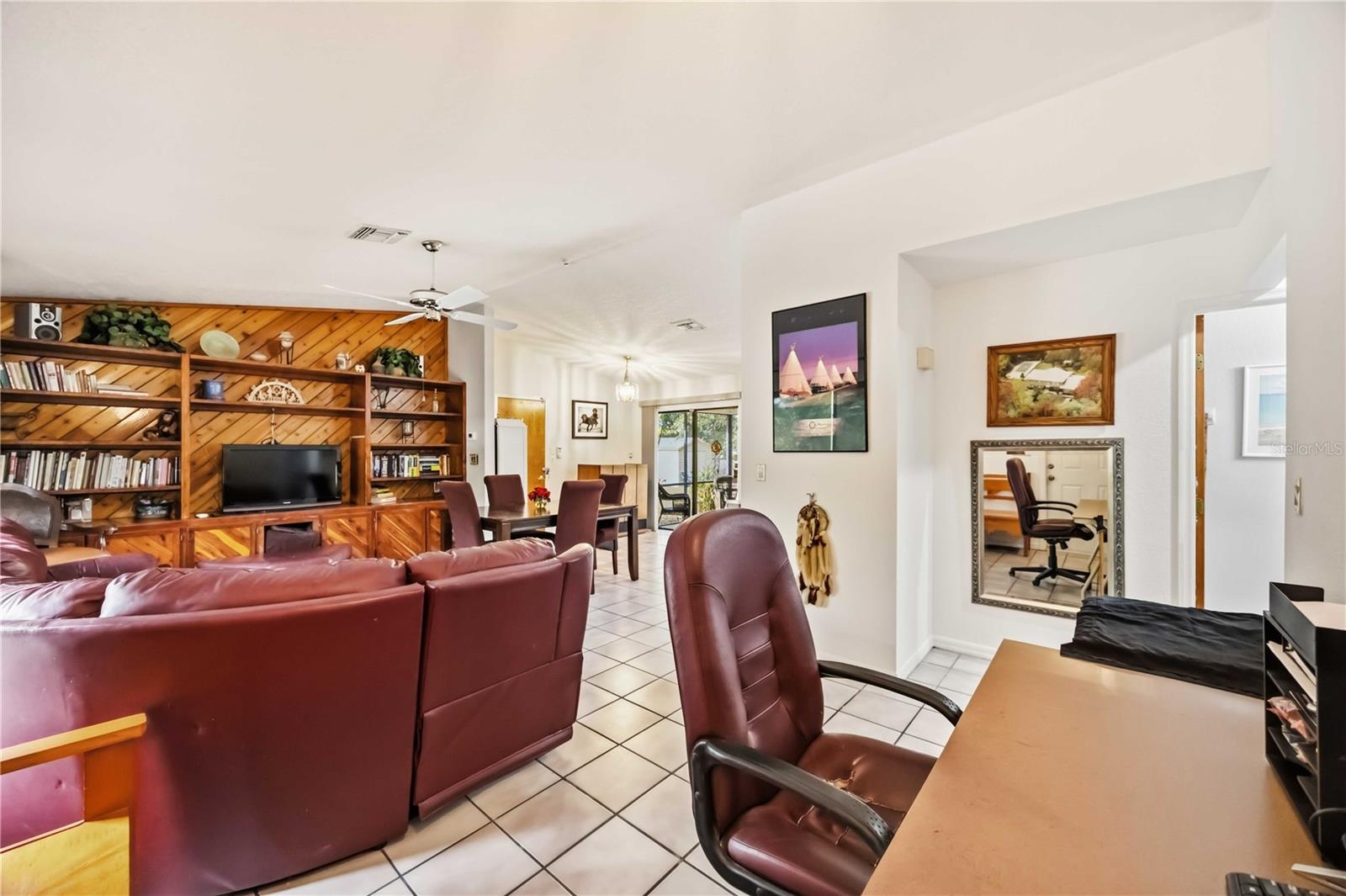 28474 Coco Palm Dr Property Photo 6