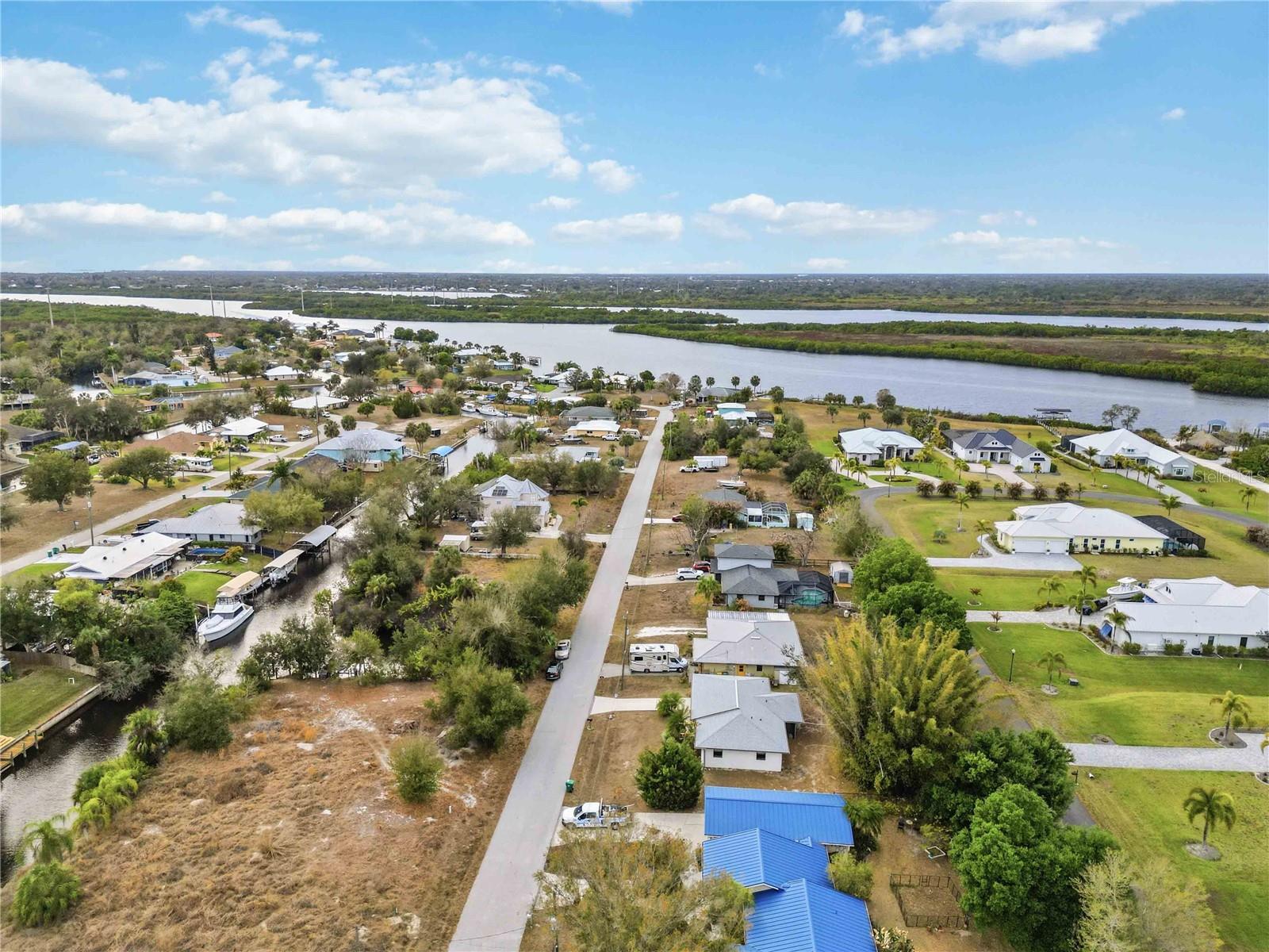 28474 Coco Palm Dr Property Photo 49