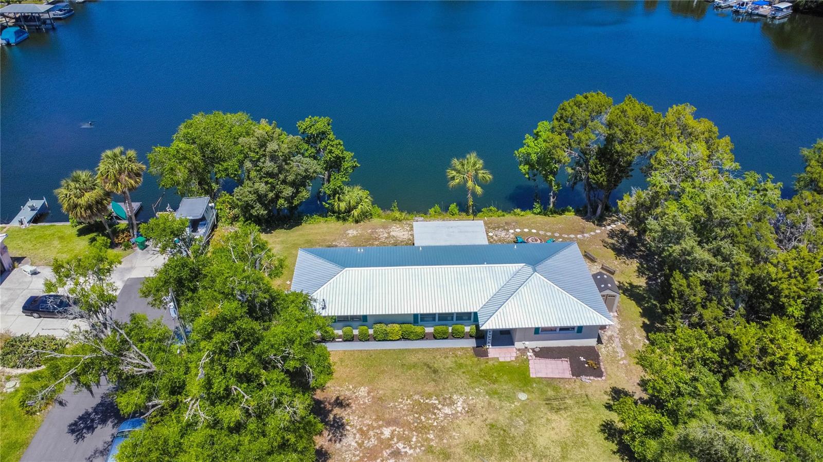 3861 N Ringdove Pt Property Photo 2