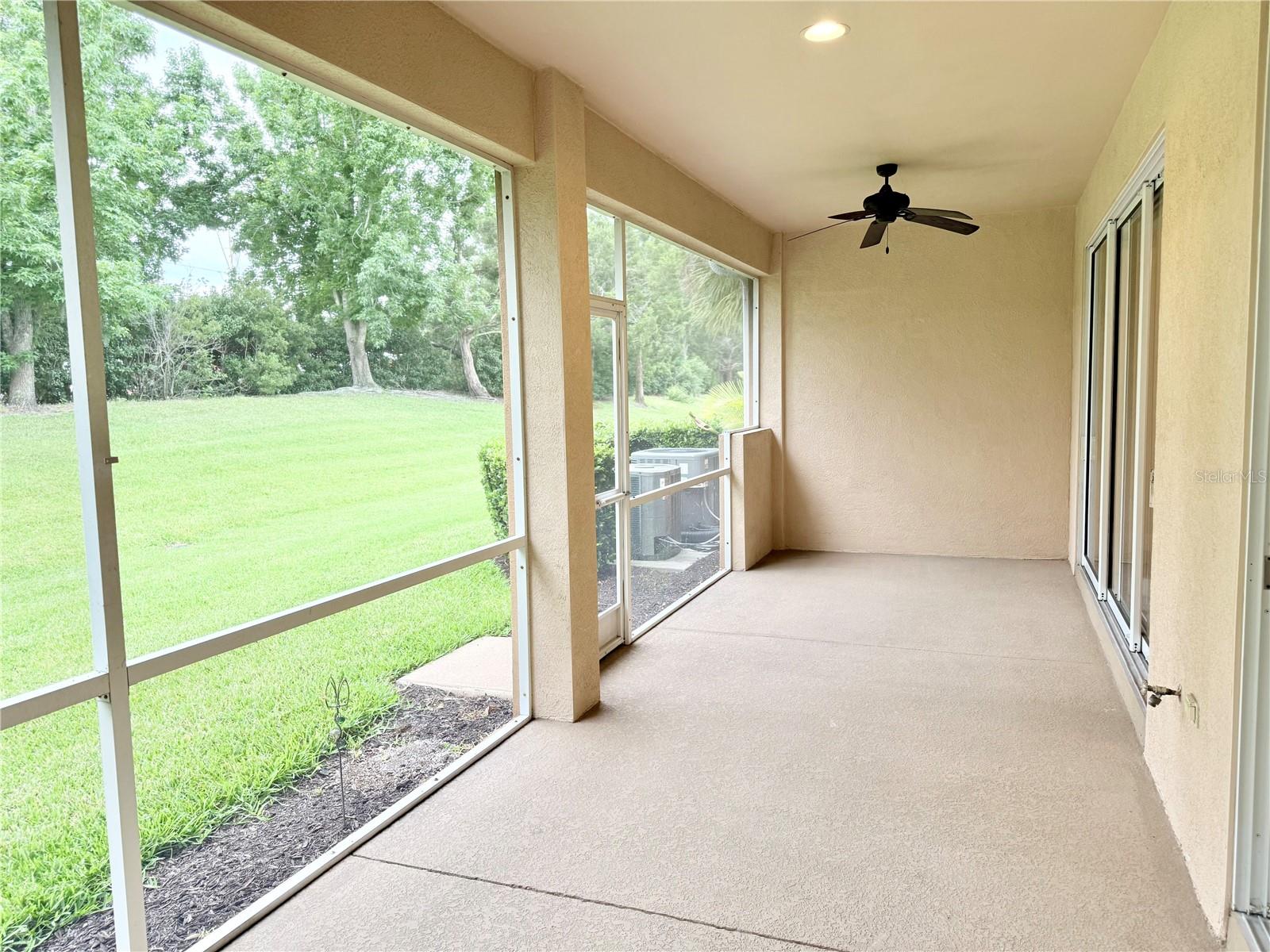 11479 52nd Ct E Property Photo 5