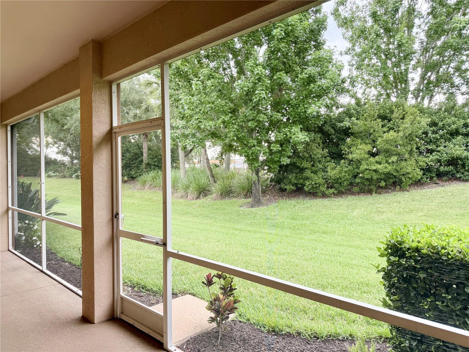 11479 52nd Ct E Property Photo 21