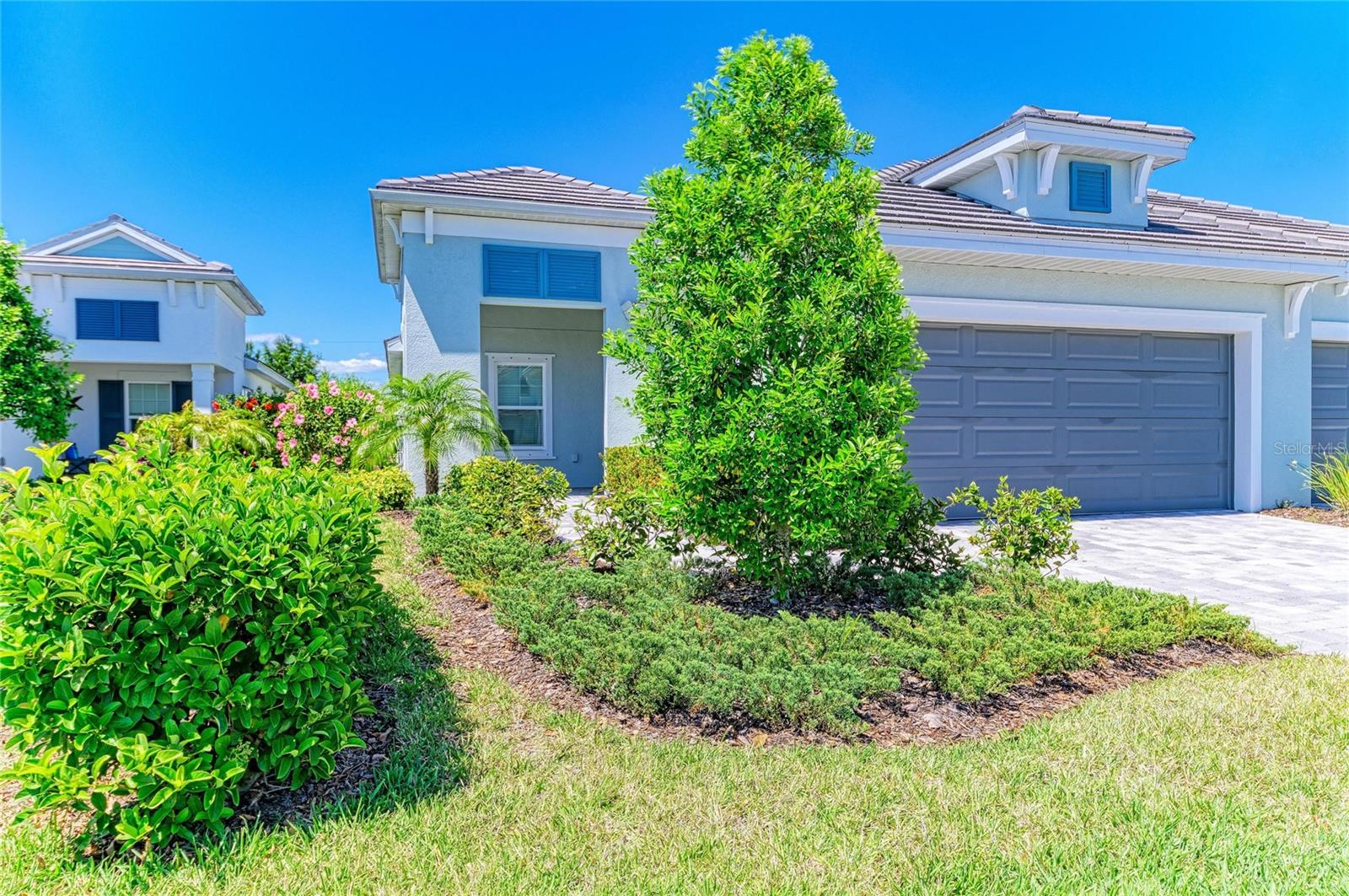 12807 Seasong Ter Property Photo 3