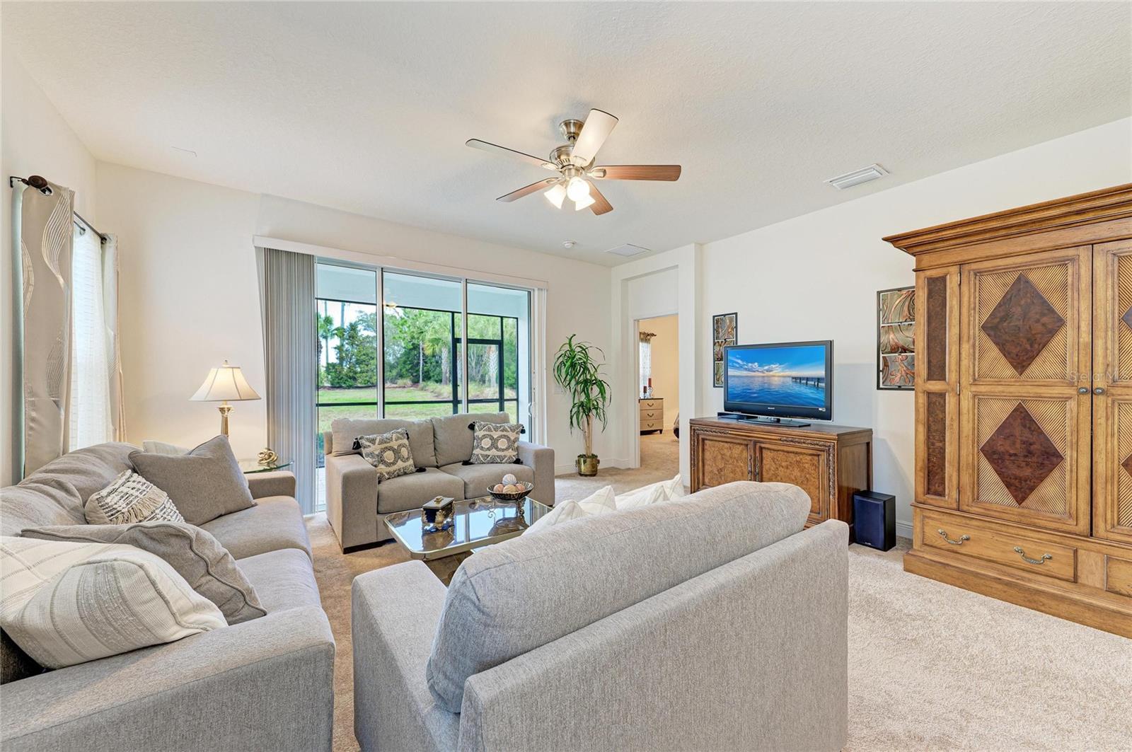 12807 Seasong Ter Property Photo 12