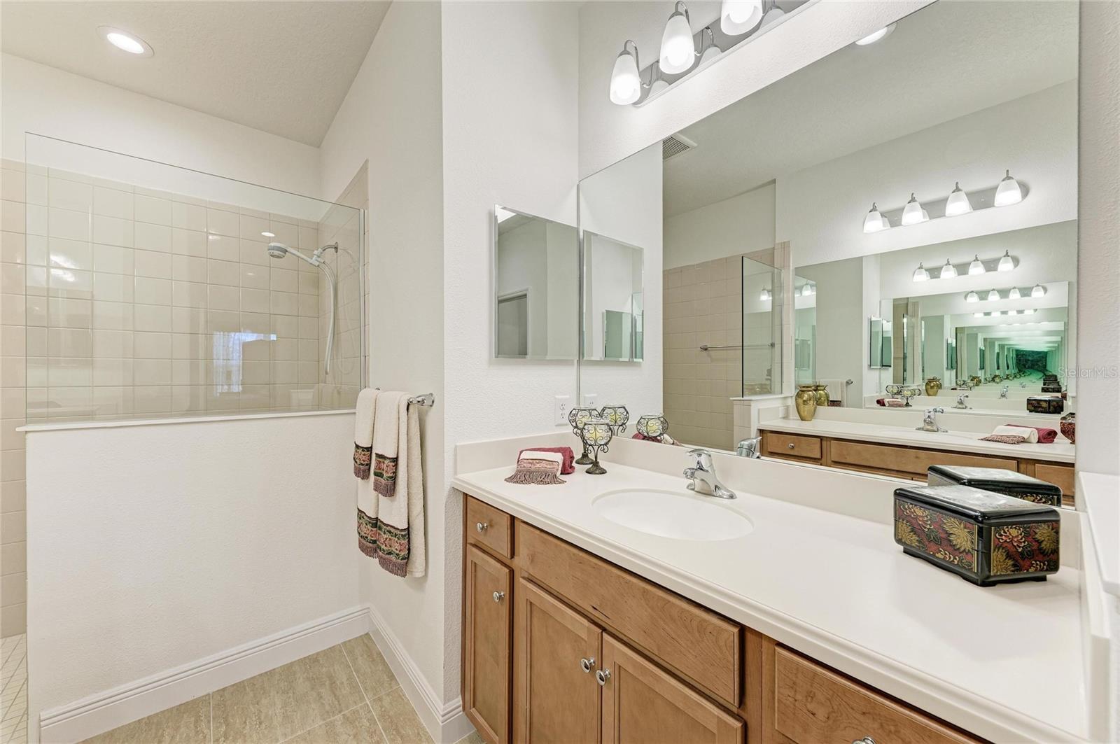 12807 Seasong Ter Property Photo 29