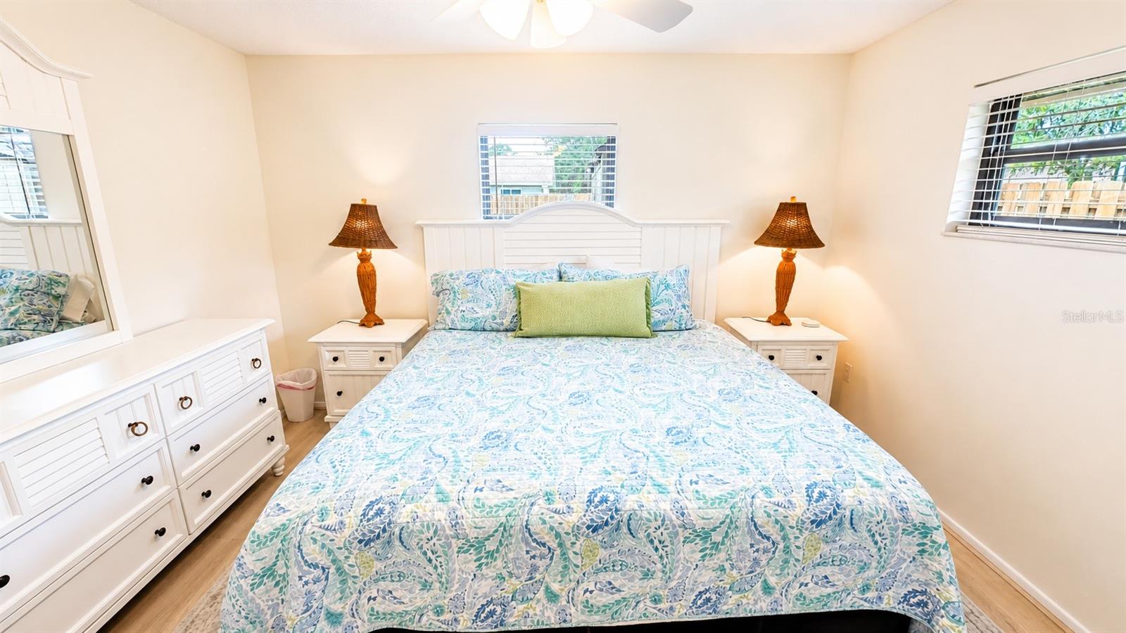 1526 Georgetowne Ln Property Photo 23