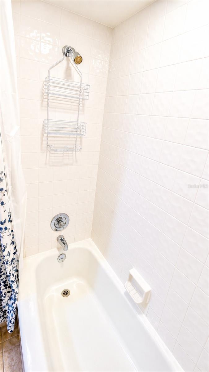 1526 Georgetowne Ln Property Photo 28