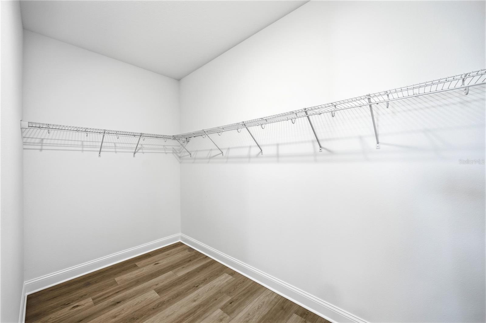 5854 Windbreak Ct Property Photo 18