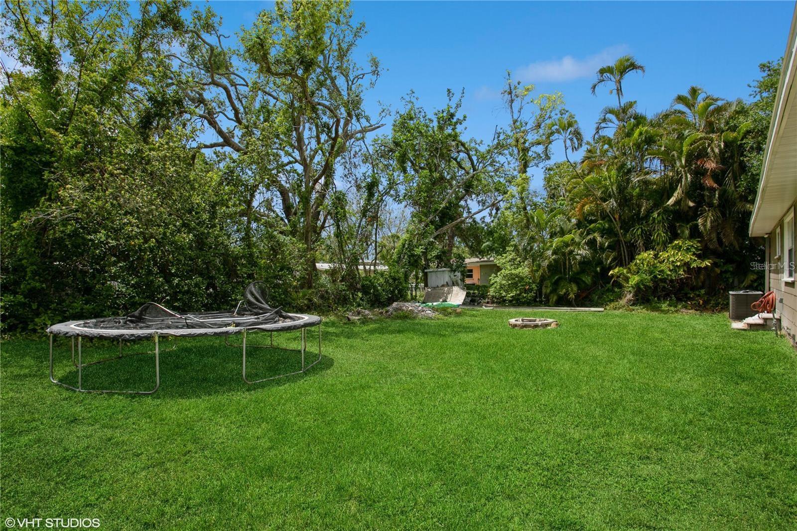 1813 5th St W Property Photo 33