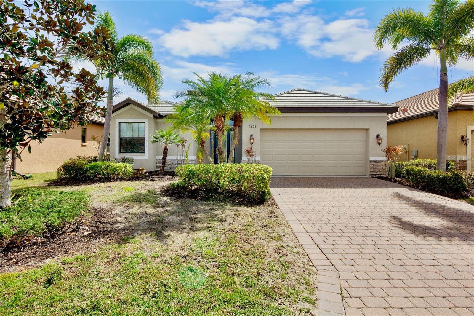 7608 Rio Bella Property Photo 2