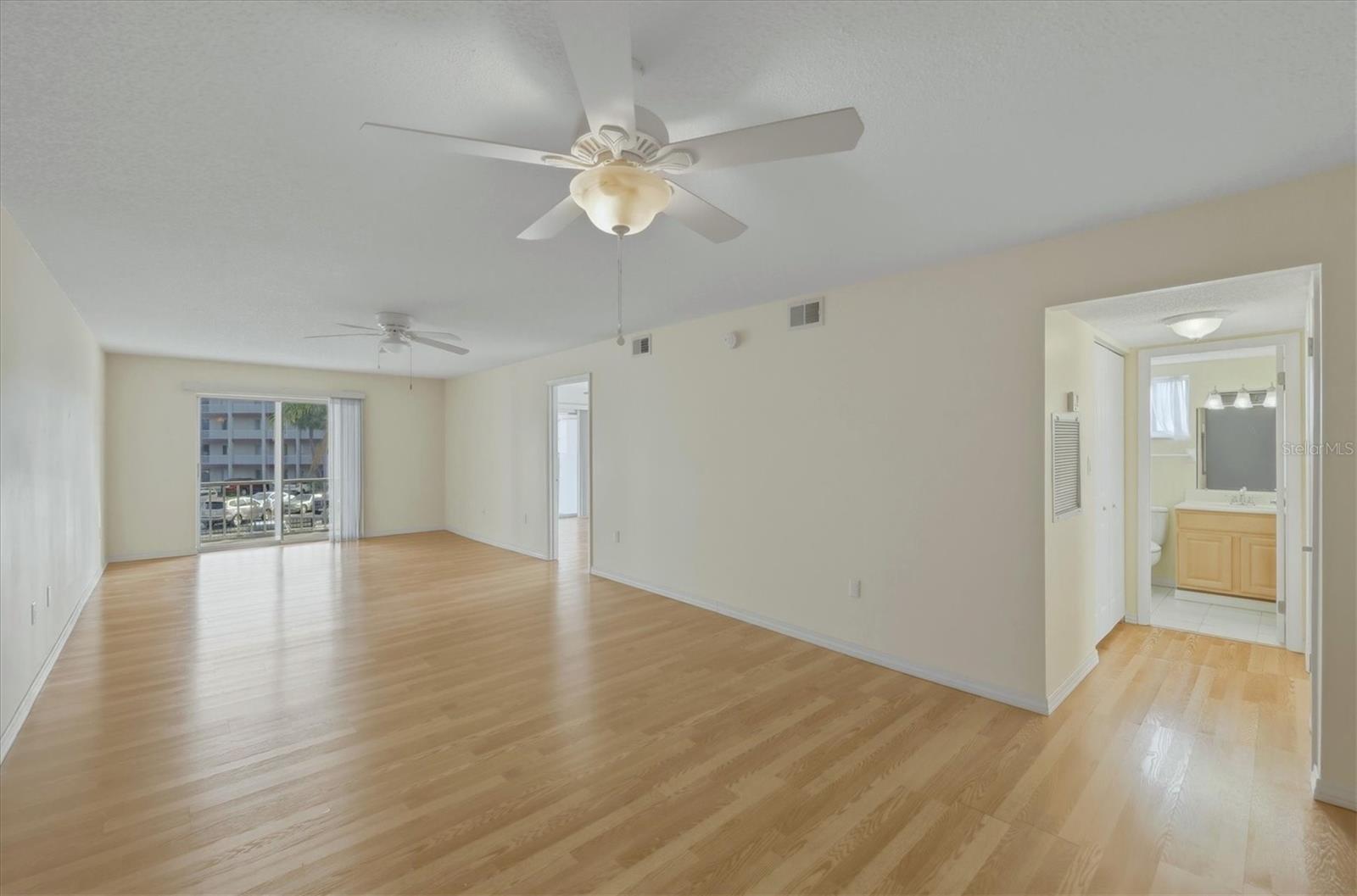 4143 Heron Way #207 Bldg E Property Photo 10