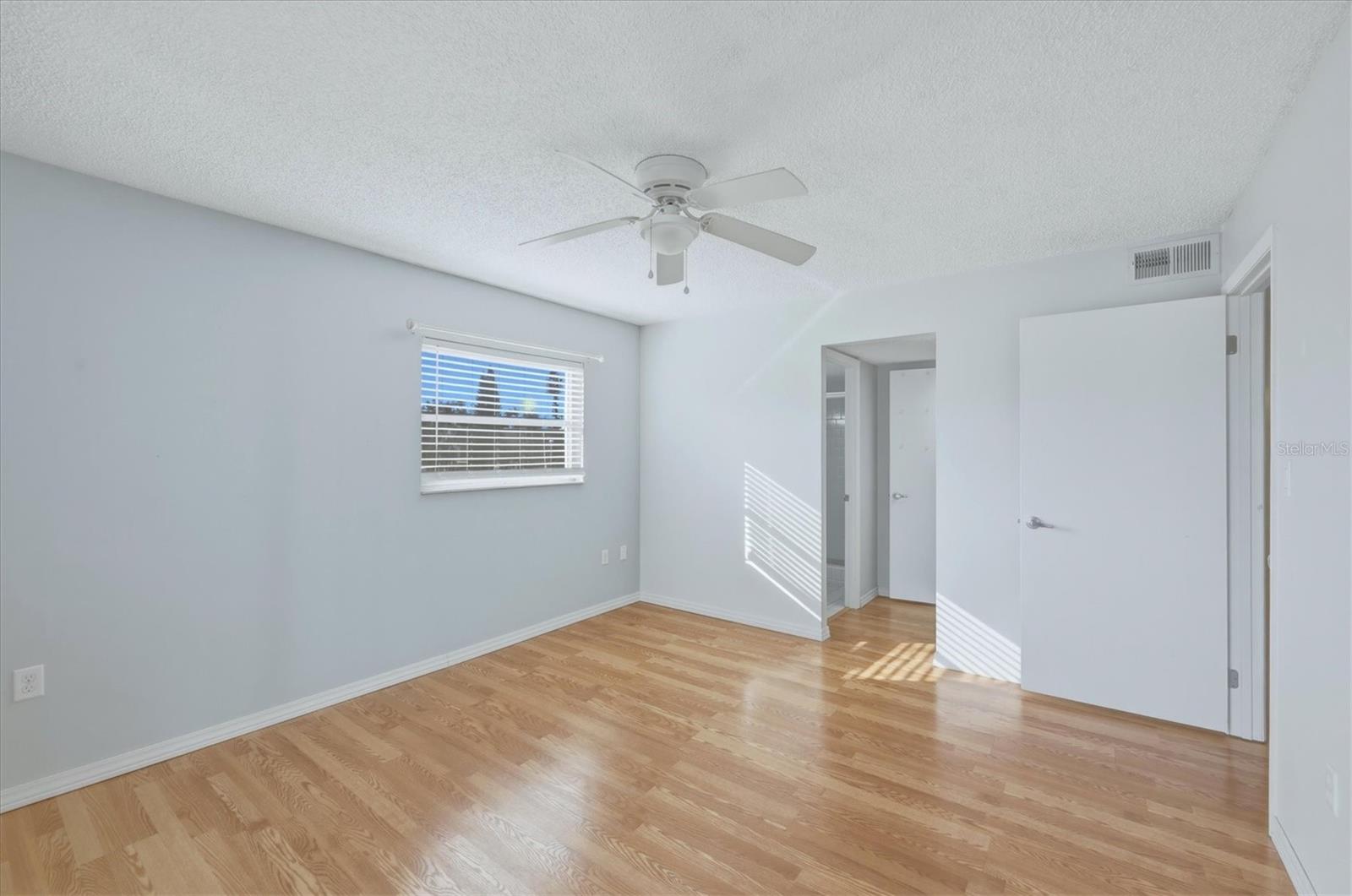4143 Heron Way #207 Bldg E Property Photo 20