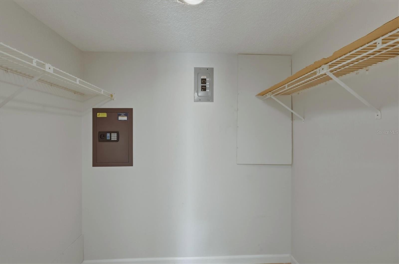 4143 Heron Way #207 Bldg E Property Photo 23