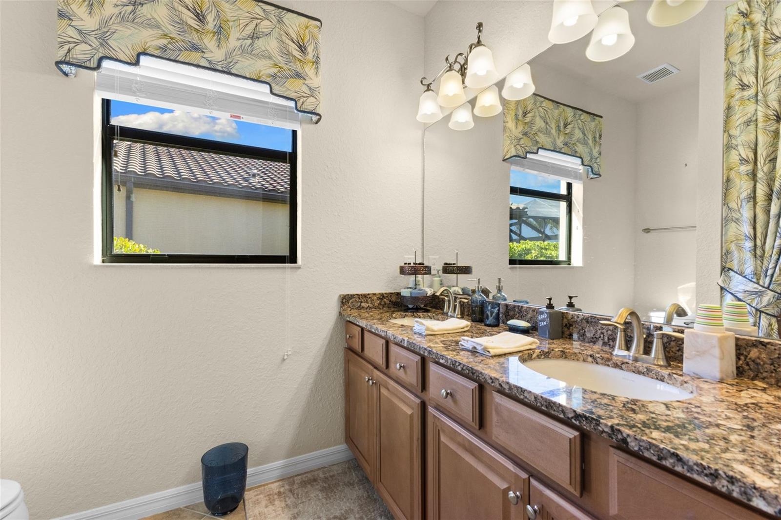 13238 Famiglia Dr Property Photo 14