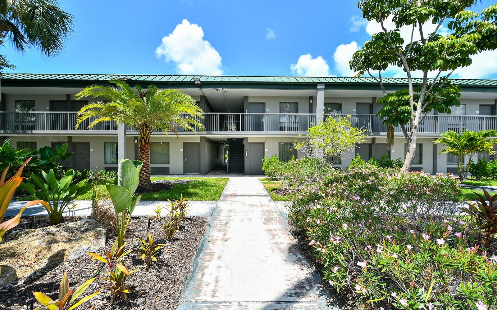 7150 N Tamiami Trl #s-612 Property Photo 1