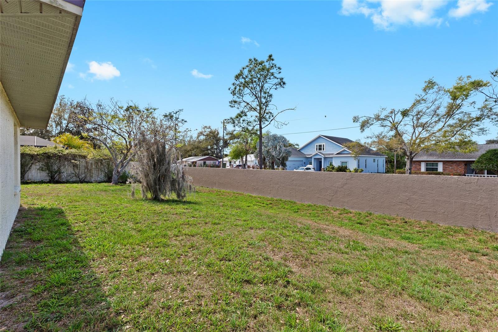 6524 67th Court E. Property Photo 17