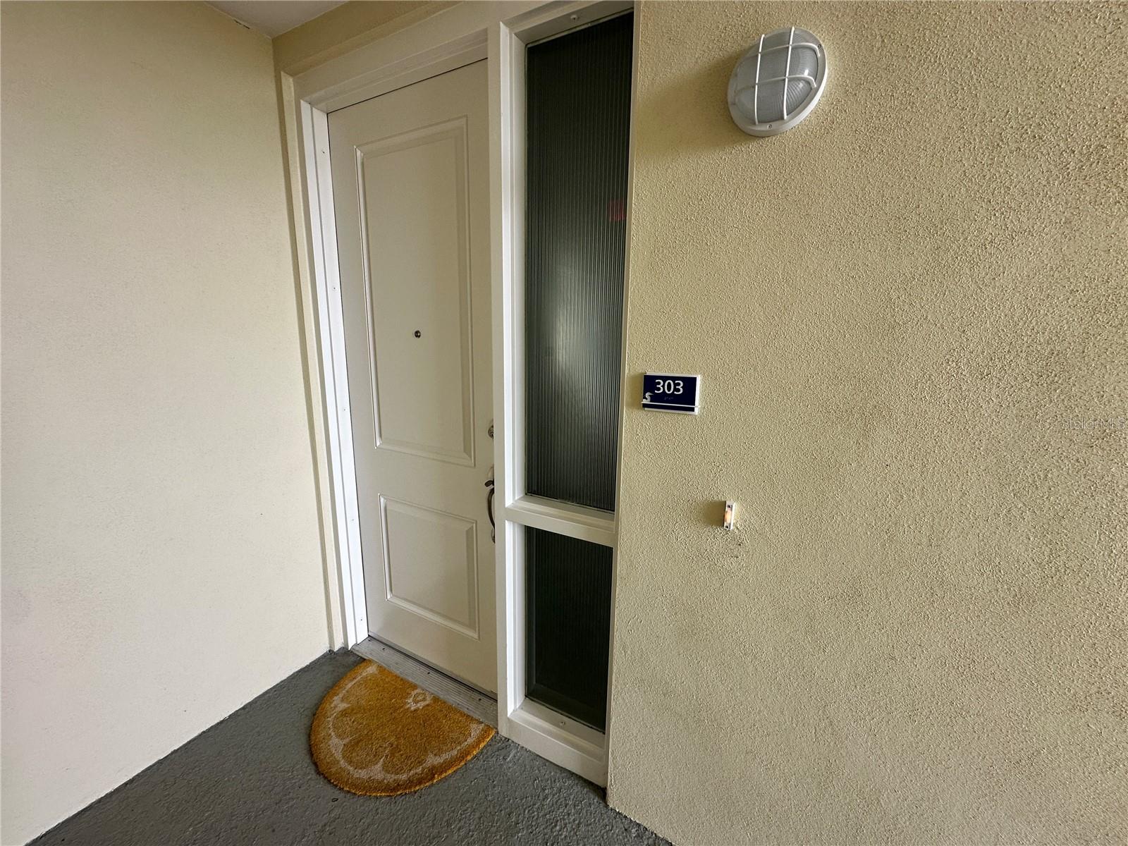 3426 79th Cir W #303 Property Photo 2