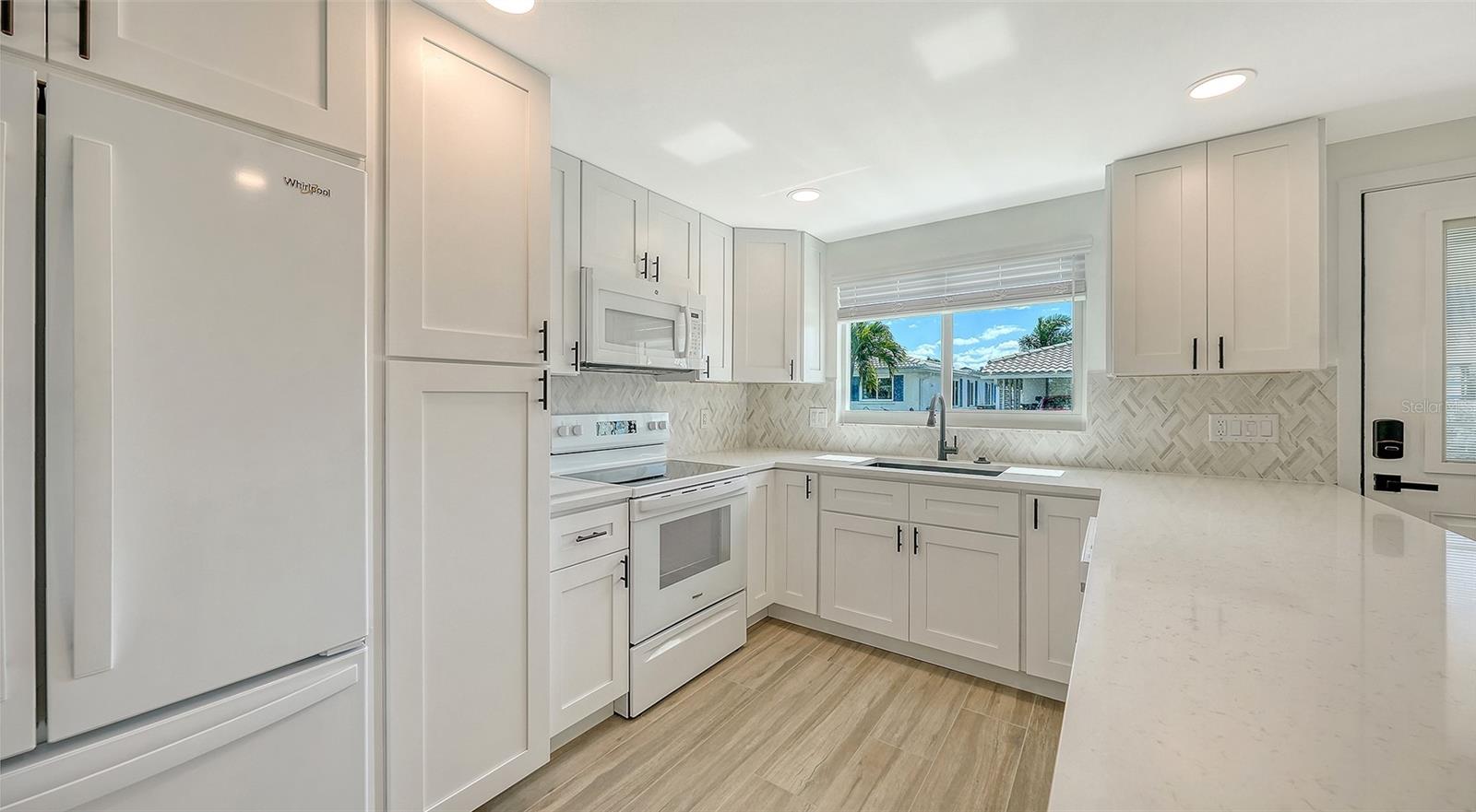 A4684728 Property Photo 12