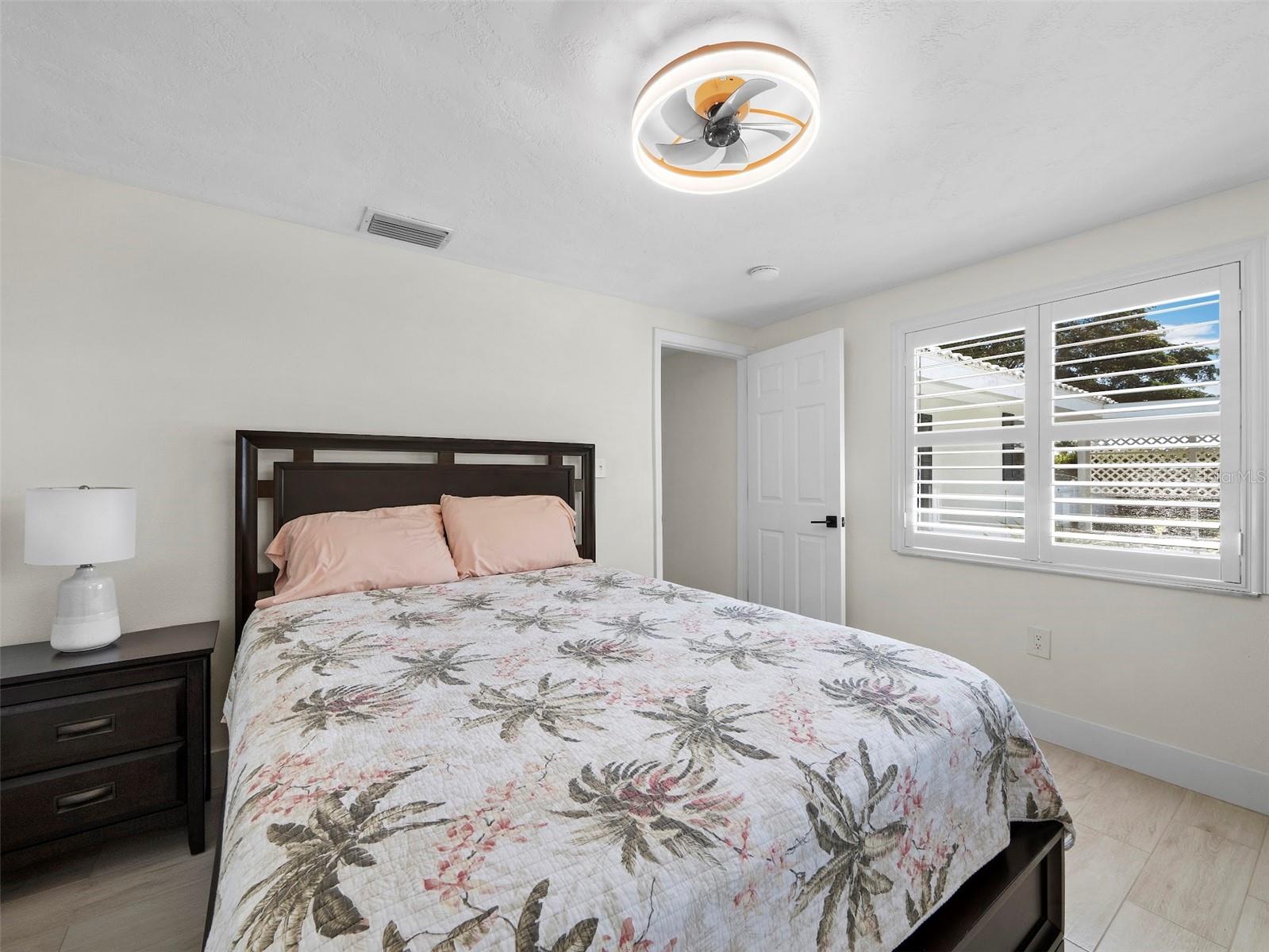726 Jungle Queen Way Property Photo 23