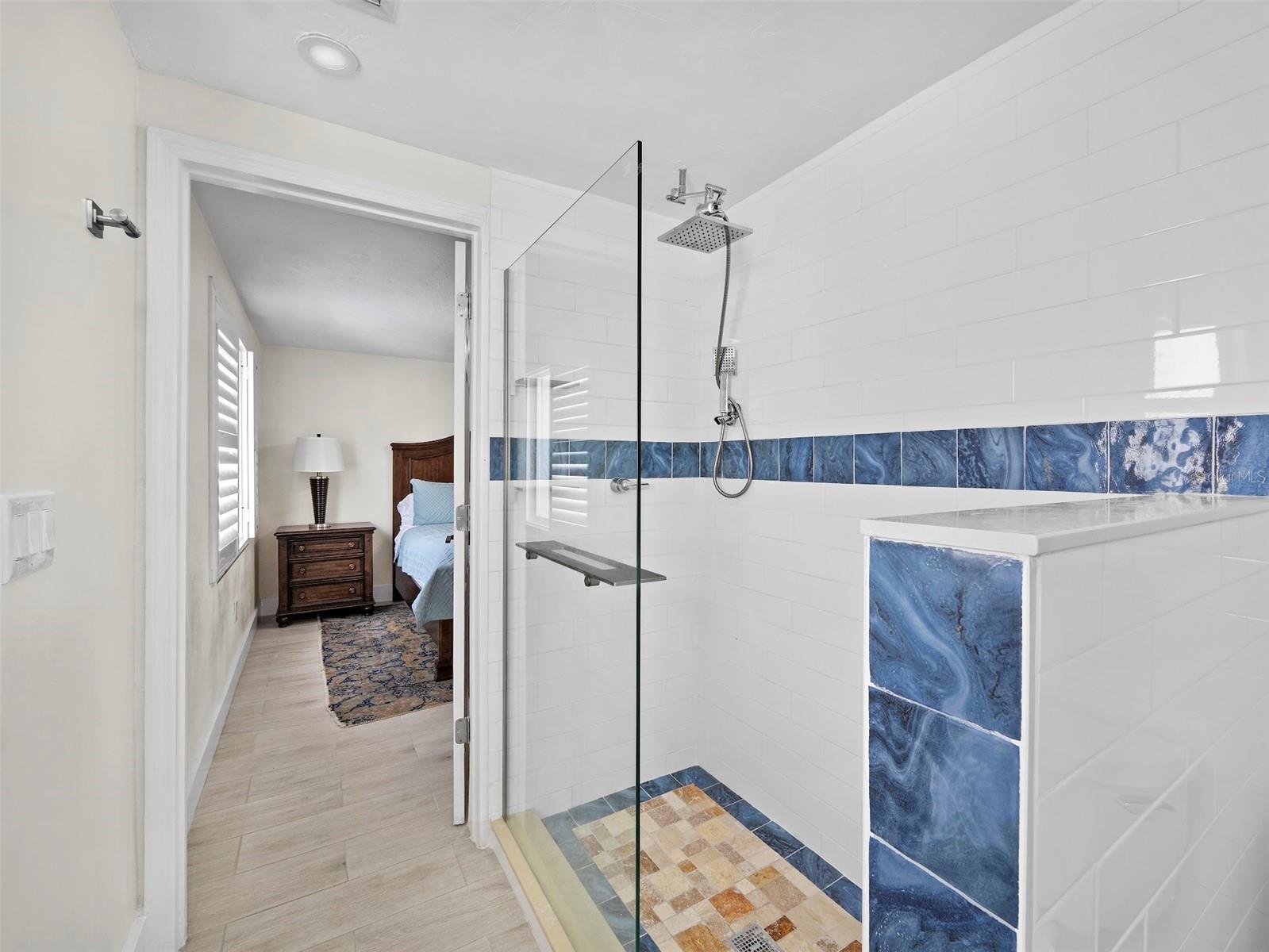 726 Jungle Queen Way Property Photo 26