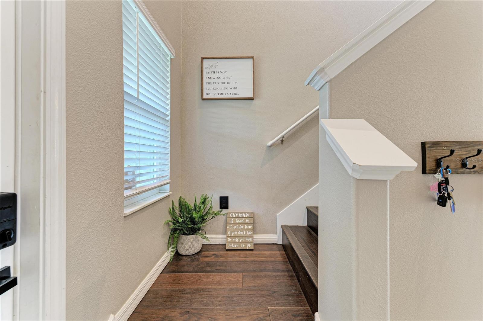 17112 Yellow Pine St Property Photo 22