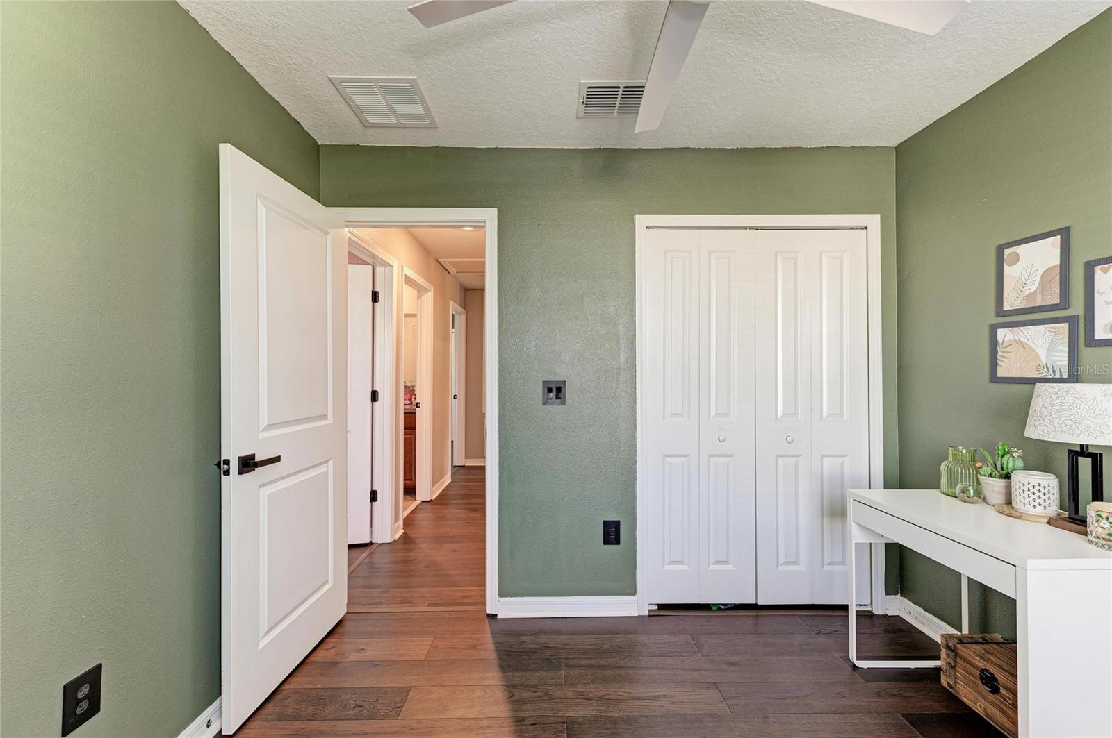 17112 Yellow Pine St Property Photo 34
