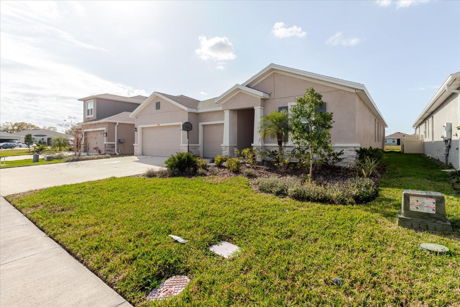 17544 Cantarina Cv Property Photo 6