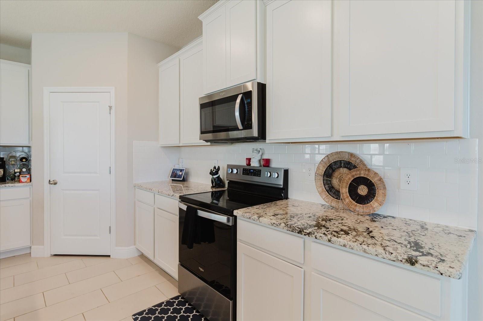 17544 Cantarina Cv Property Photo 29