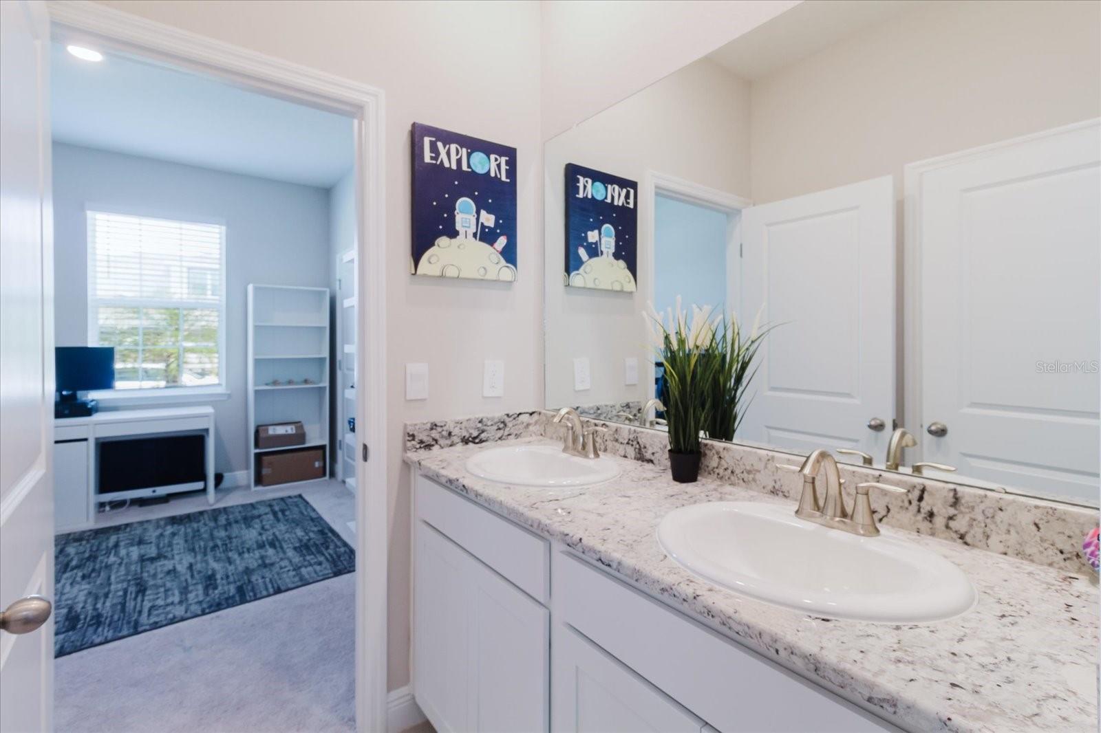 17544 Cantarina Cv Property Photo 49